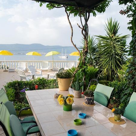 Villa Fjaba - By The Sea - With The Big Terraces & Great Sea View Trogir Eksteriør bilde