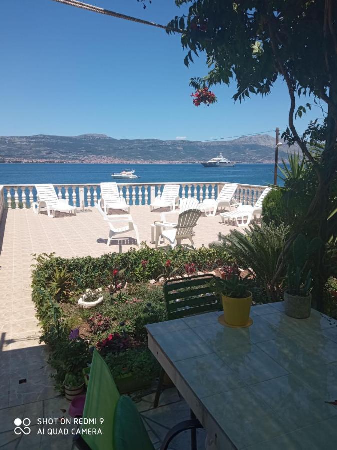 Villa Fjaba - By The Sea - With The Big Terraces & Great Sea View Trogir Eksteriør bilde