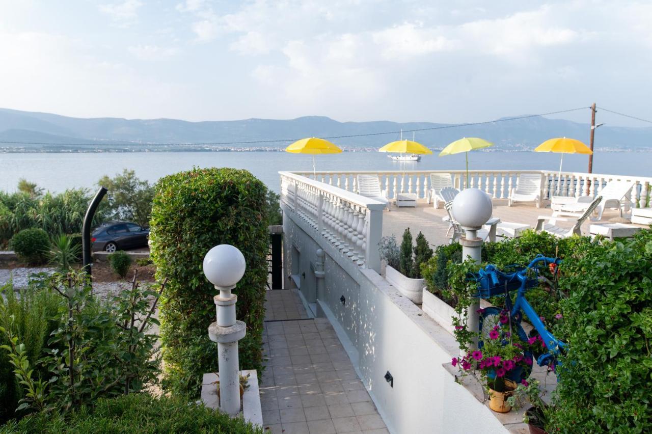 Villa Fjaba - By The Sea - With The Big Terraces & Great Sea View Trogir Eksteriør bilde