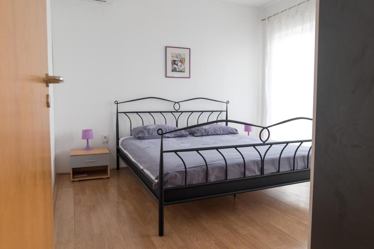 Villa Fjaba - By The Sea - With The Big Terraces & Great Sea View Trogir Eksteriør bilde