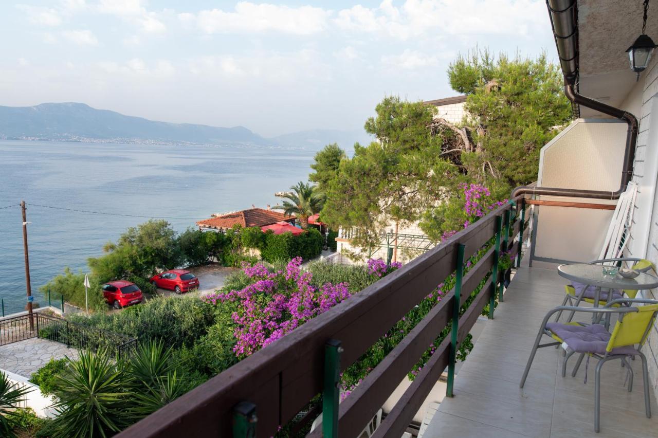 Villa Fjaba - By The Sea - With The Big Terraces & Great Sea View Trogir Eksteriør bilde