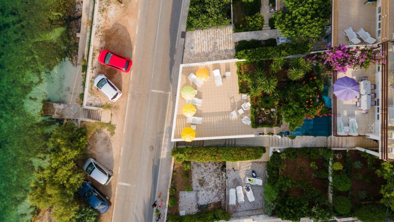 Villa Fjaba - By The Sea - With The Big Terraces & Great Sea View Trogir Eksteriør bilde