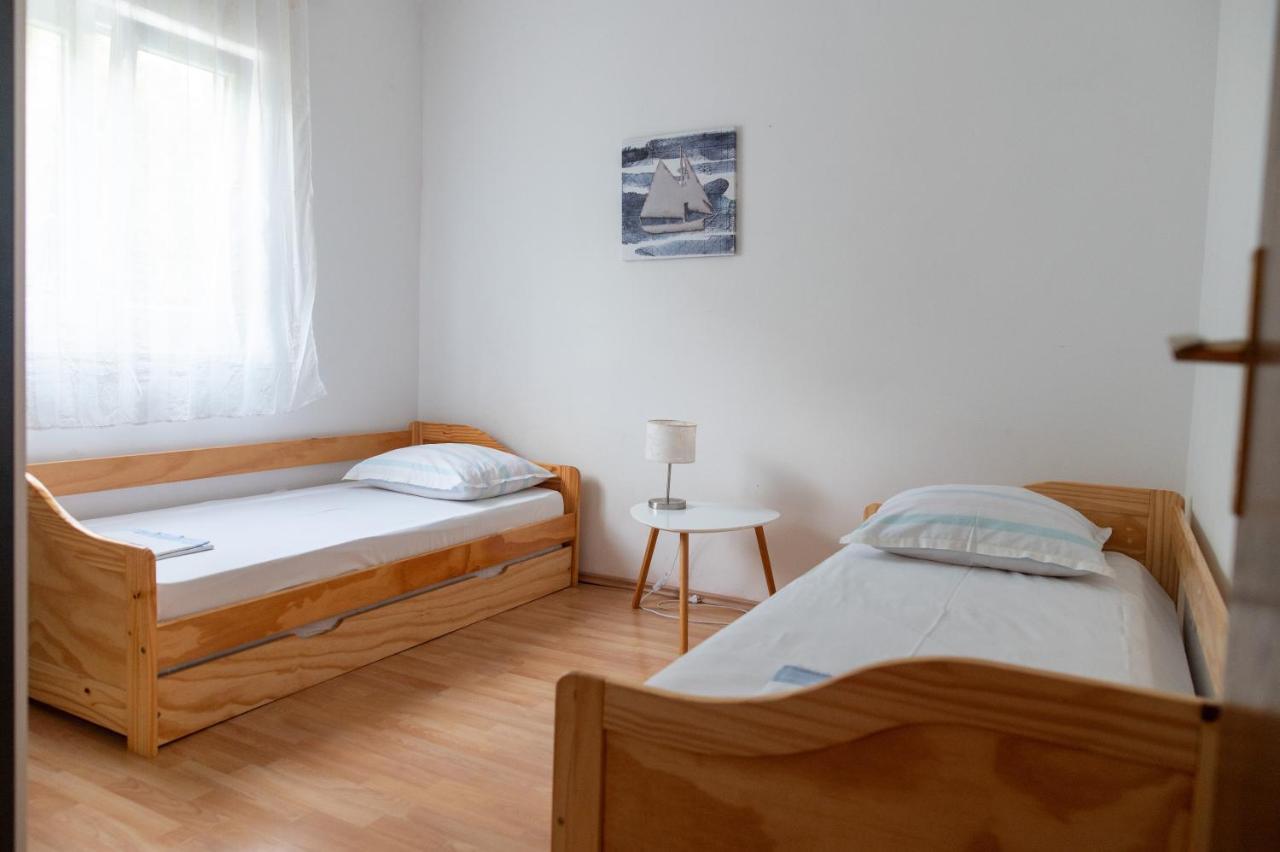 Villa Fjaba - By The Sea - With The Big Terraces & Great Sea View Trogir Eksteriør bilde